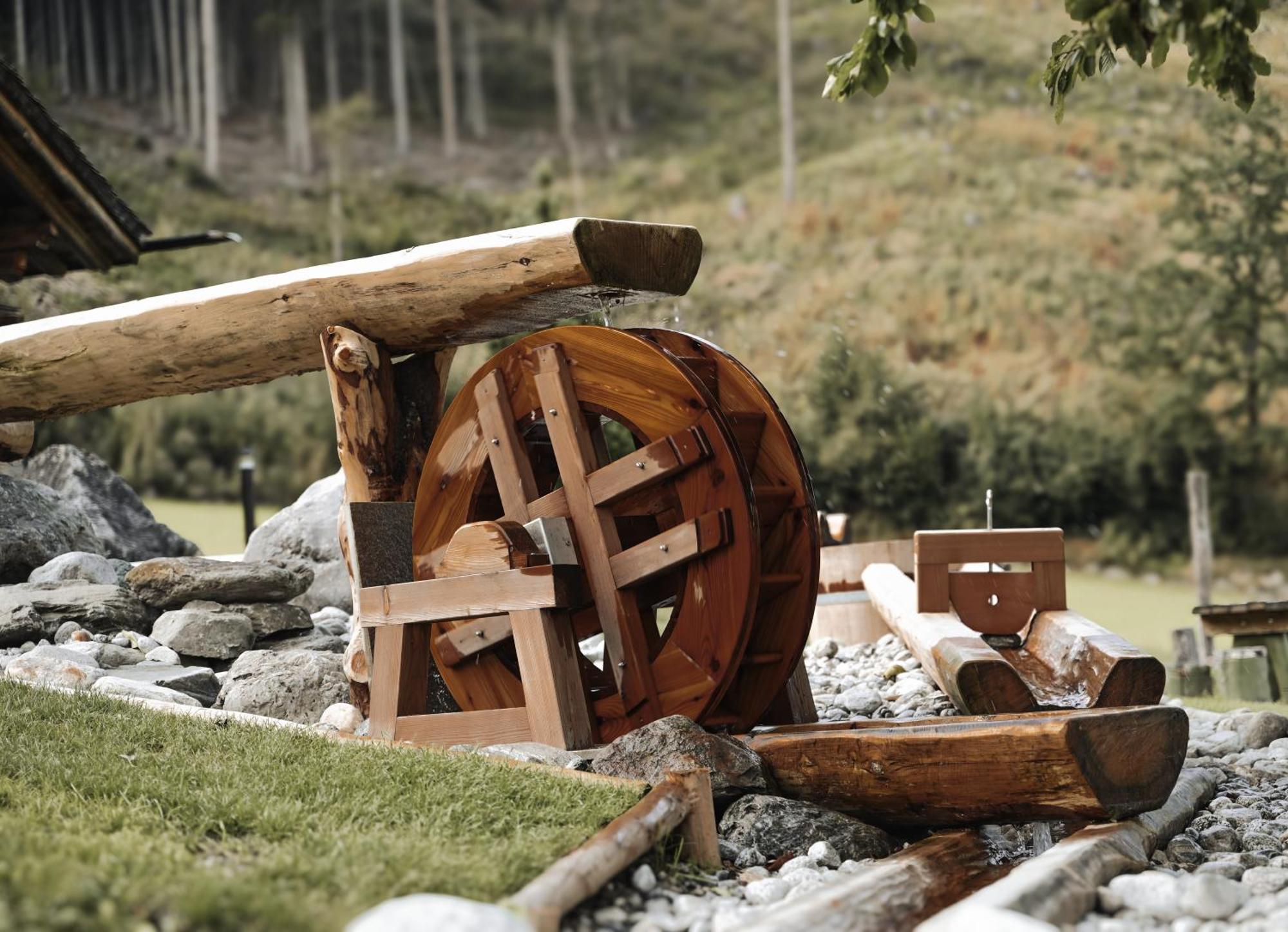 Aster Boutique Hotel & Chalets Fuegenberg Luaran gambar